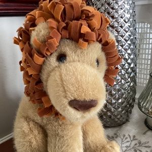 Vintage 1993 Dakin Plush Lion Felt Mane Stuffed Animal  Unique Lion with felt li